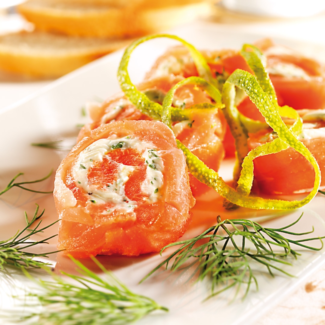 Räucherlachs mit Kräuter-Limetten-Frischkäse