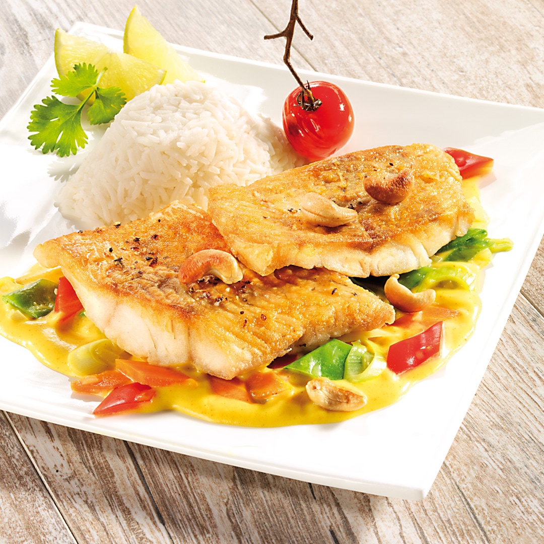 Seelachsfilet mit Thaicurry und Asiagemüse